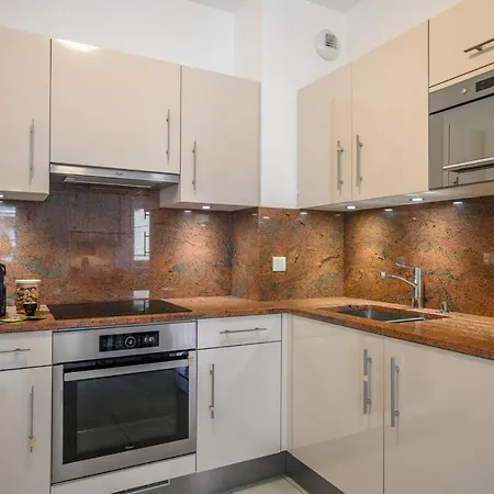 Appartement Le Coq Wagner - Garage - Swimming Pool Menton